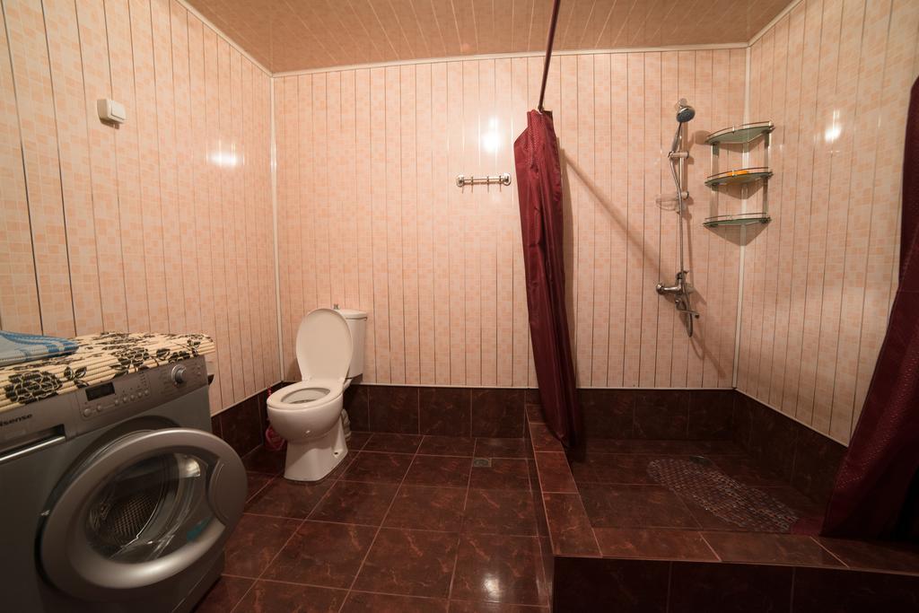Angisa Apartment Batumi Exteriör bild