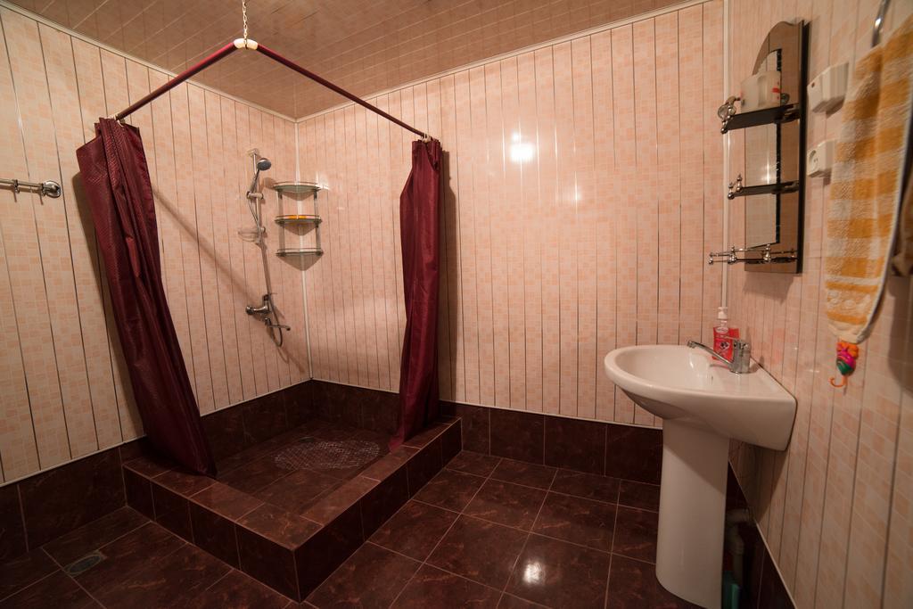 Angisa Apartment Batumi Exteriör bild